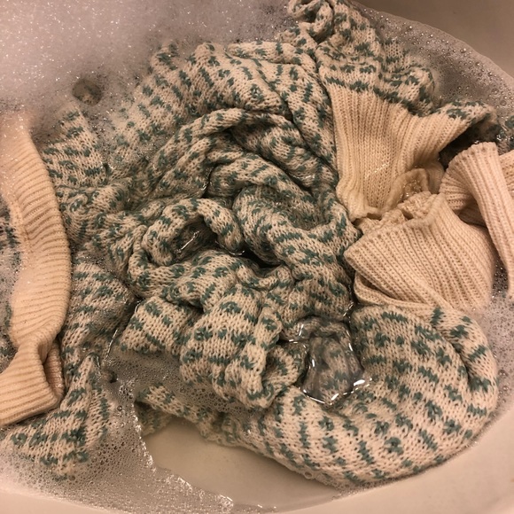 Northern Isles Men’s Or Woman’s 1980’s Sweater - Picture 5 of 6